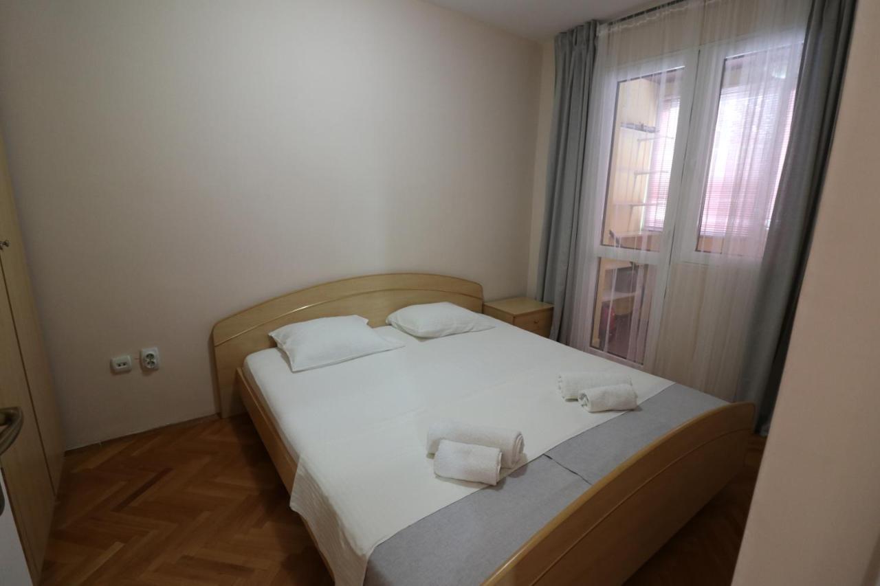 Apartment Nina Kotor Bagian luar foto